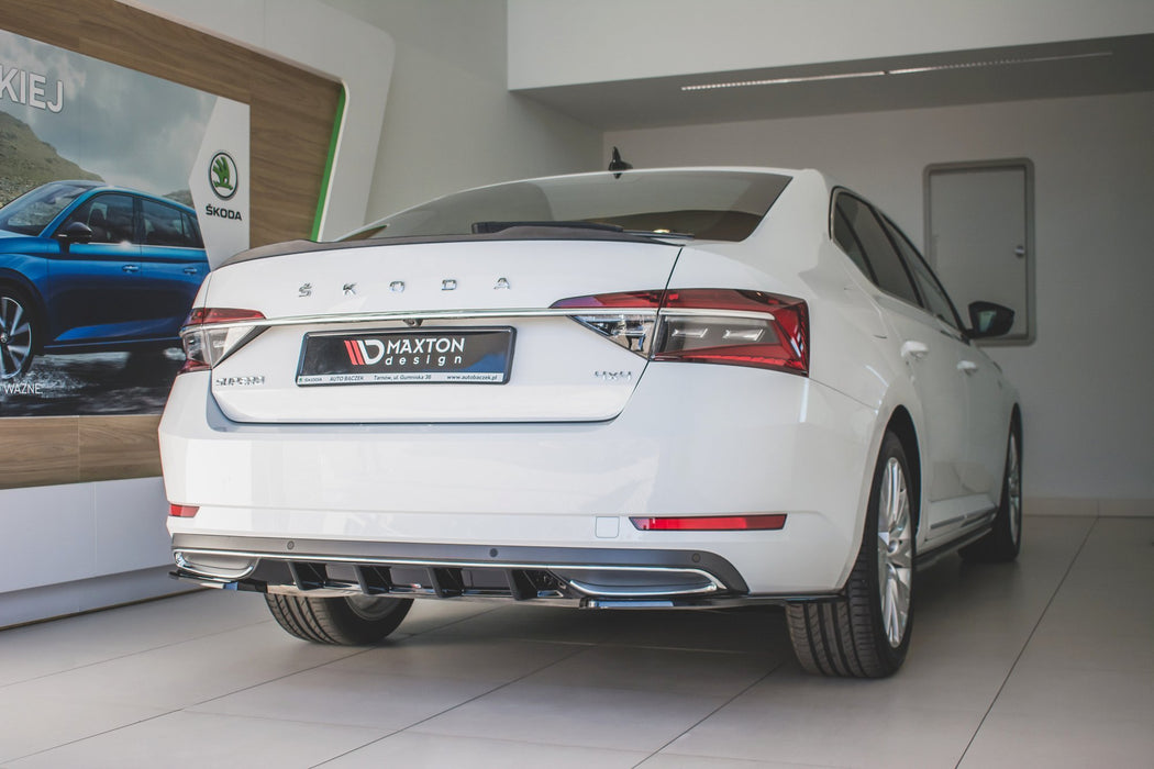 MAXTON DESIGN | Rear apron Skoda Superb Liftback / Combi Mk3 FL