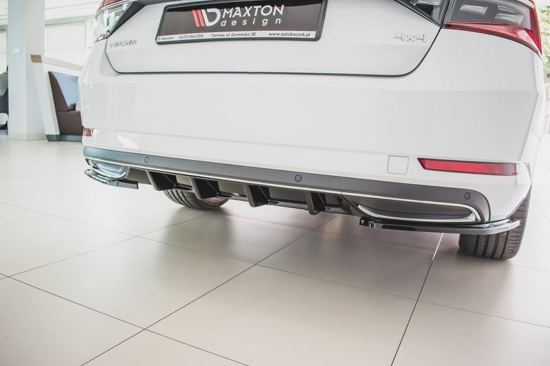 MAXTON DESIGN | Rear apron Skoda Superb Liftback / Combi Mk3 FL