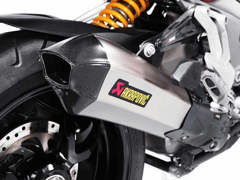 S-D12SO7-HHX2T | AKRAPOVIC | Ducati Multistrada 1200 2015 -2017 Slip-On Line (Titanium)